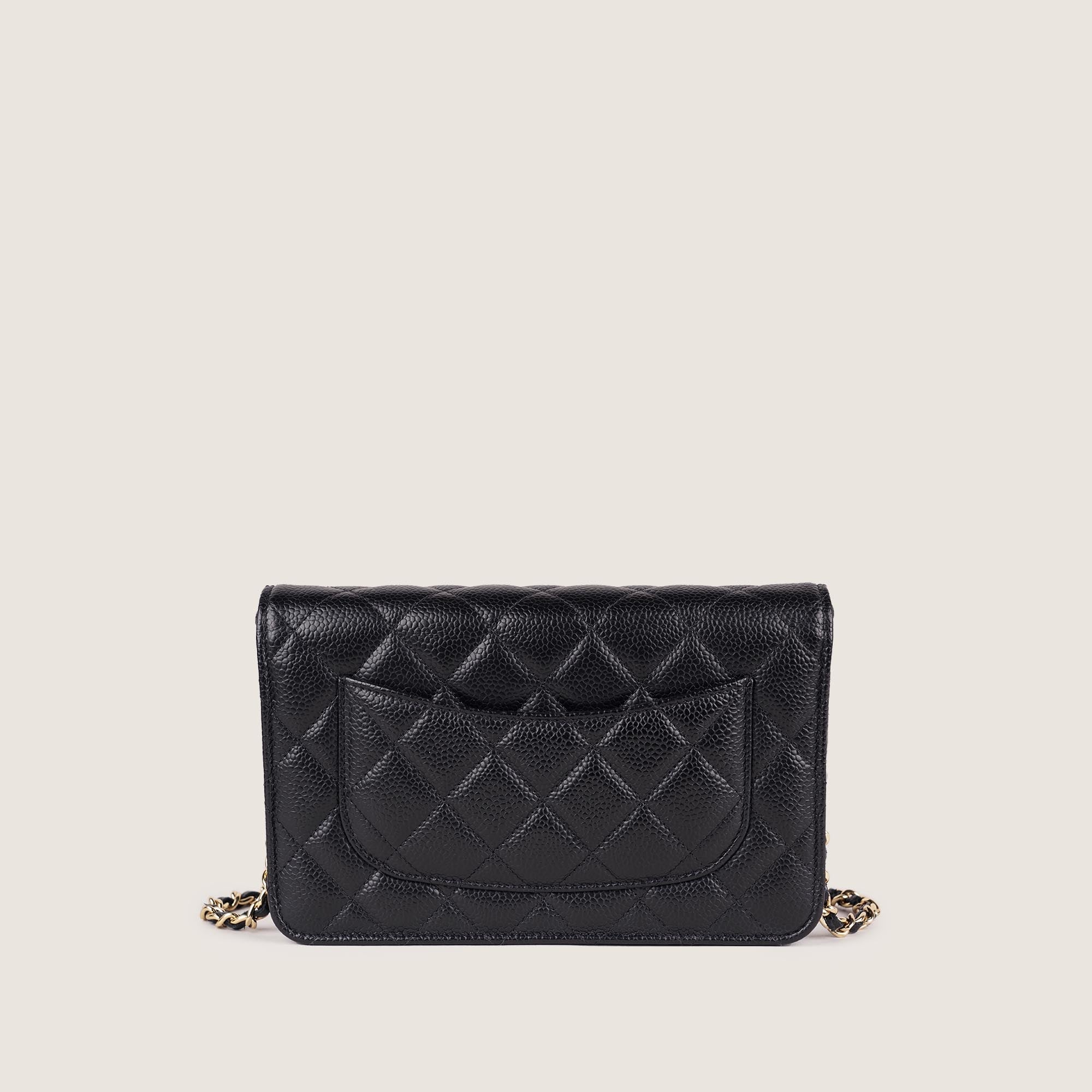 Wallet on Chain - CHANEL - Affordable Luxury