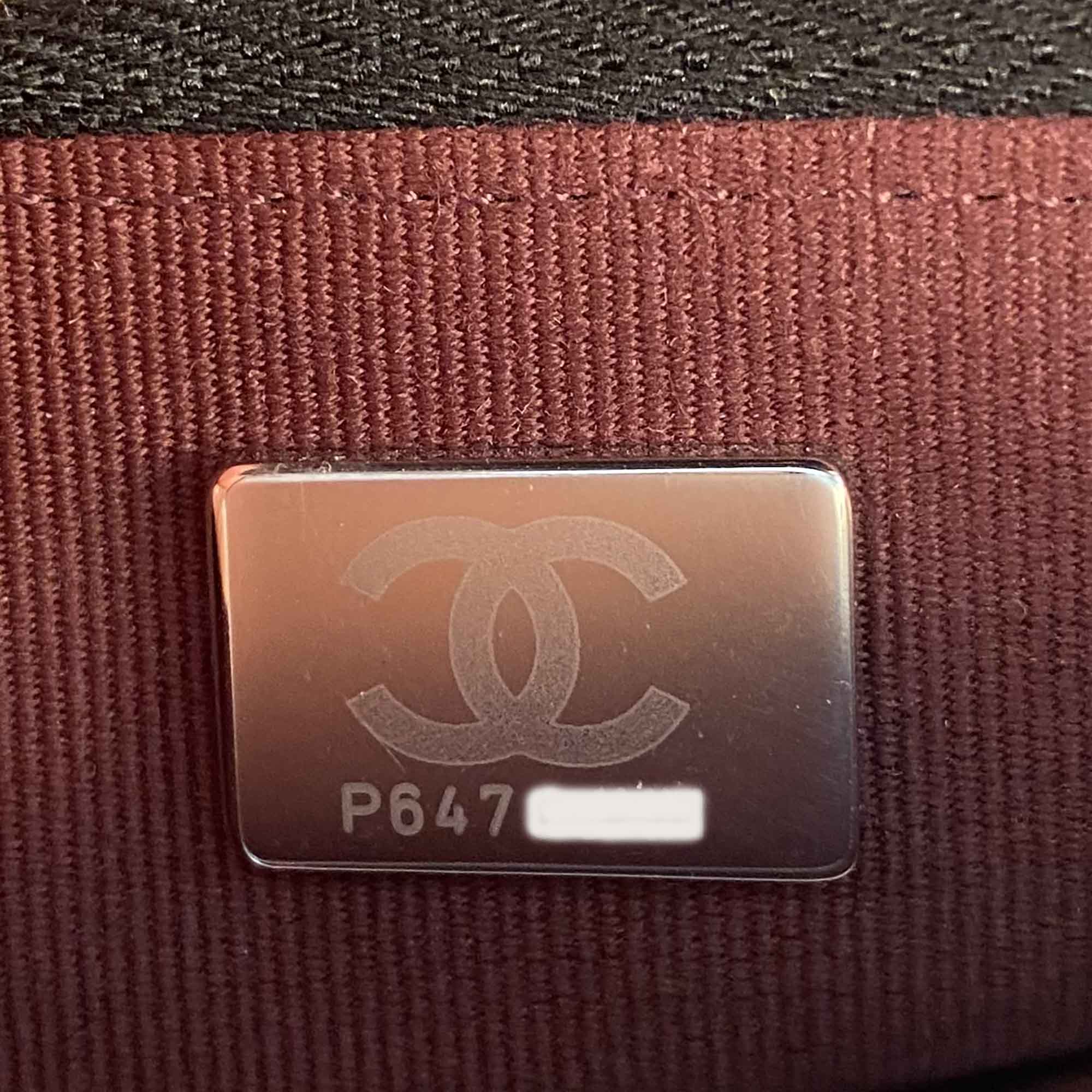 Wallet on Chain - CHANEL - Affordable Luxury image