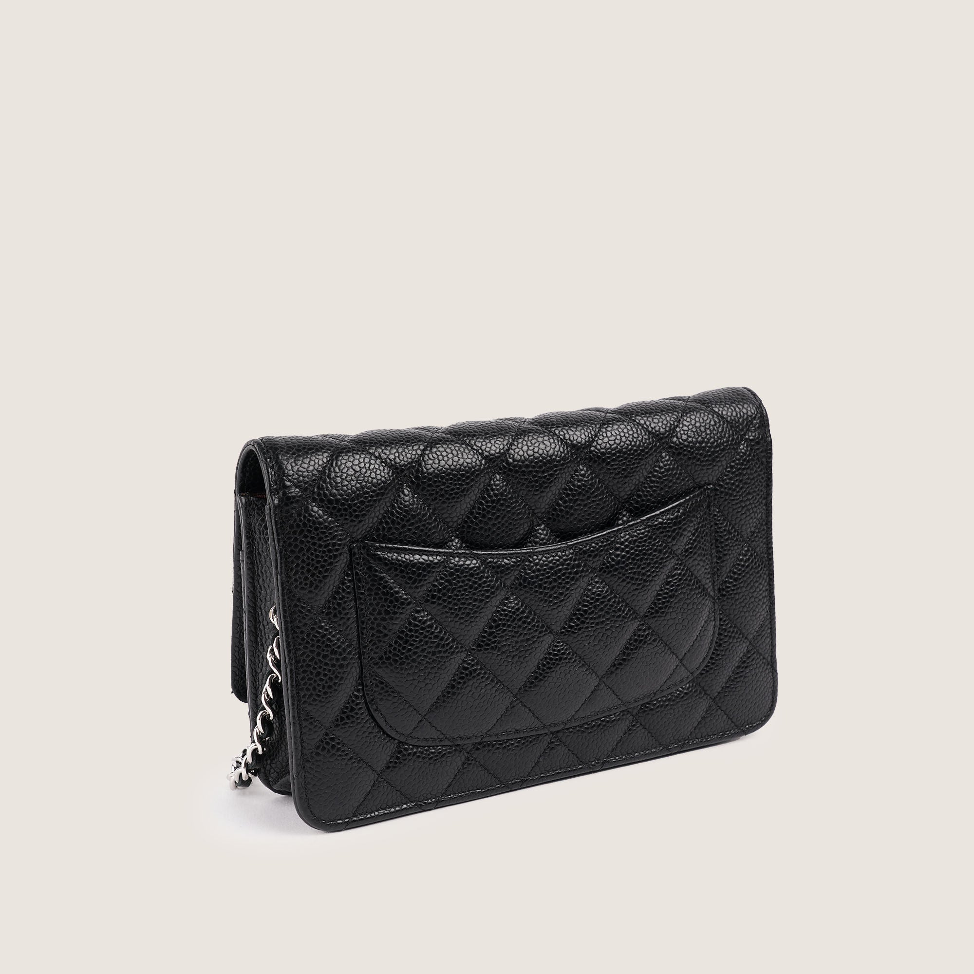 Wallet on Chain - CHANEL - Affordable Luxury