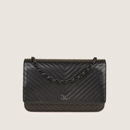 Wallet on Chain - CHANEL - Affordable Luxury thumbnail image