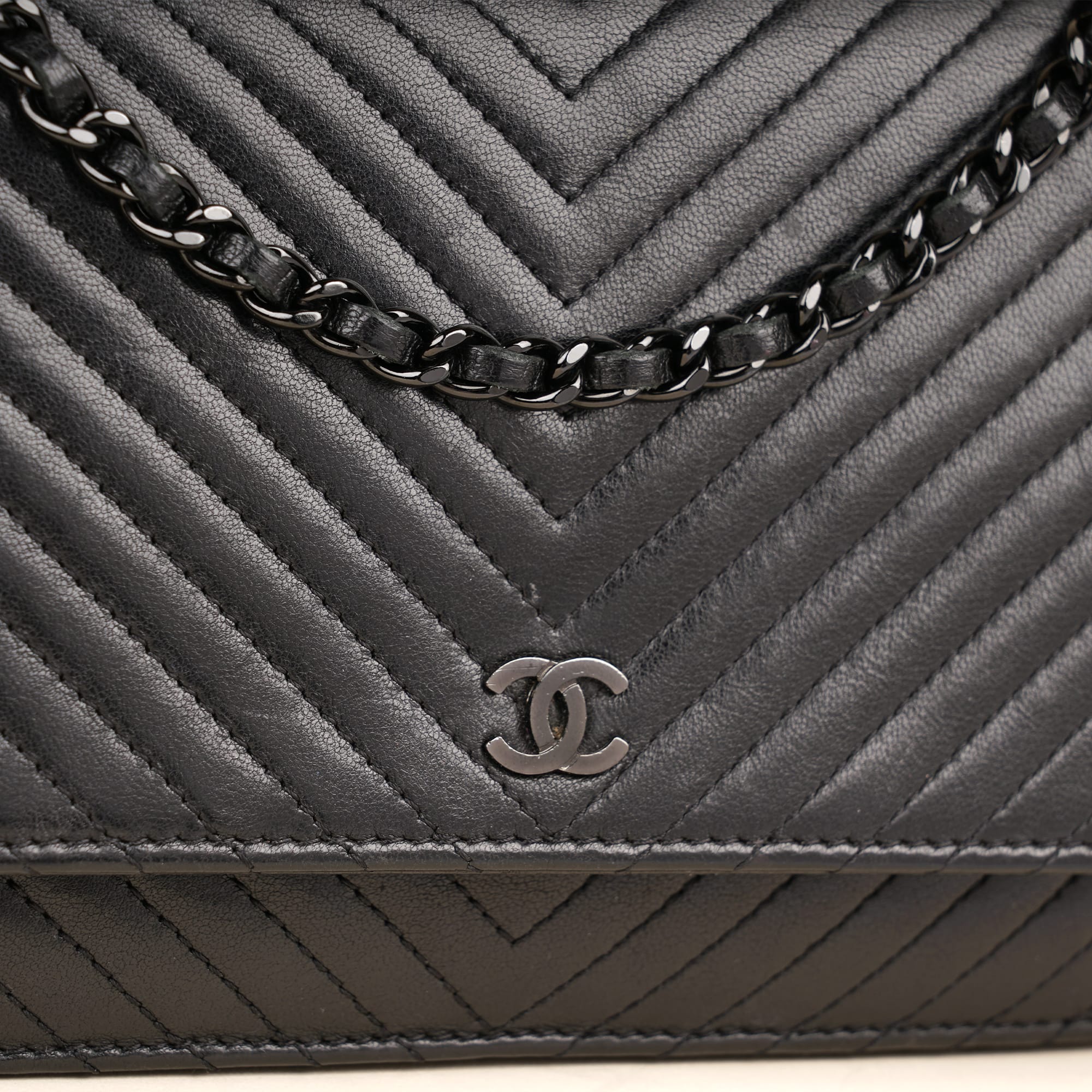 Wallet on Chain - CHANEL - Affordable Luxury image