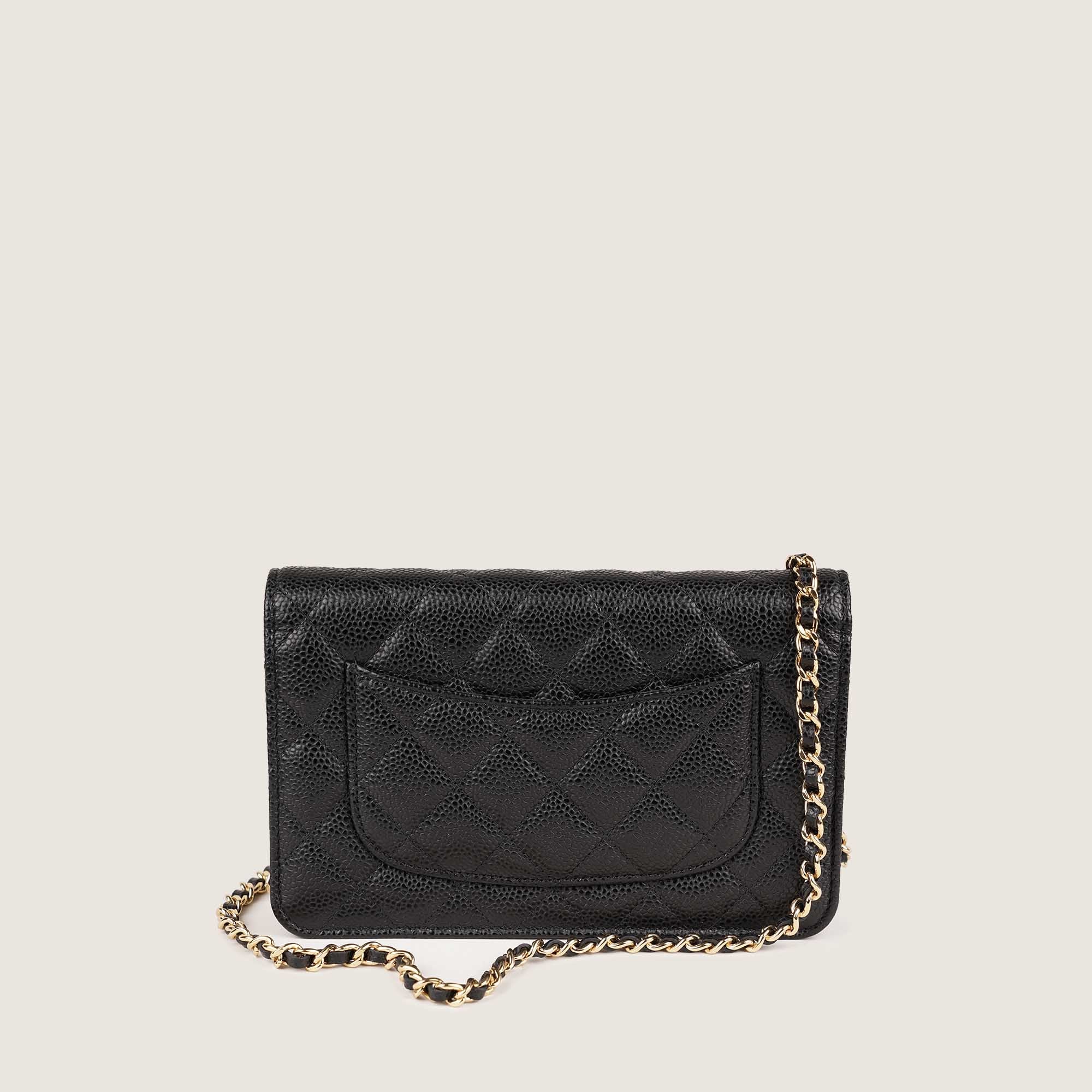 Wallet on Chain - CHANEL - Affordable Luxury
