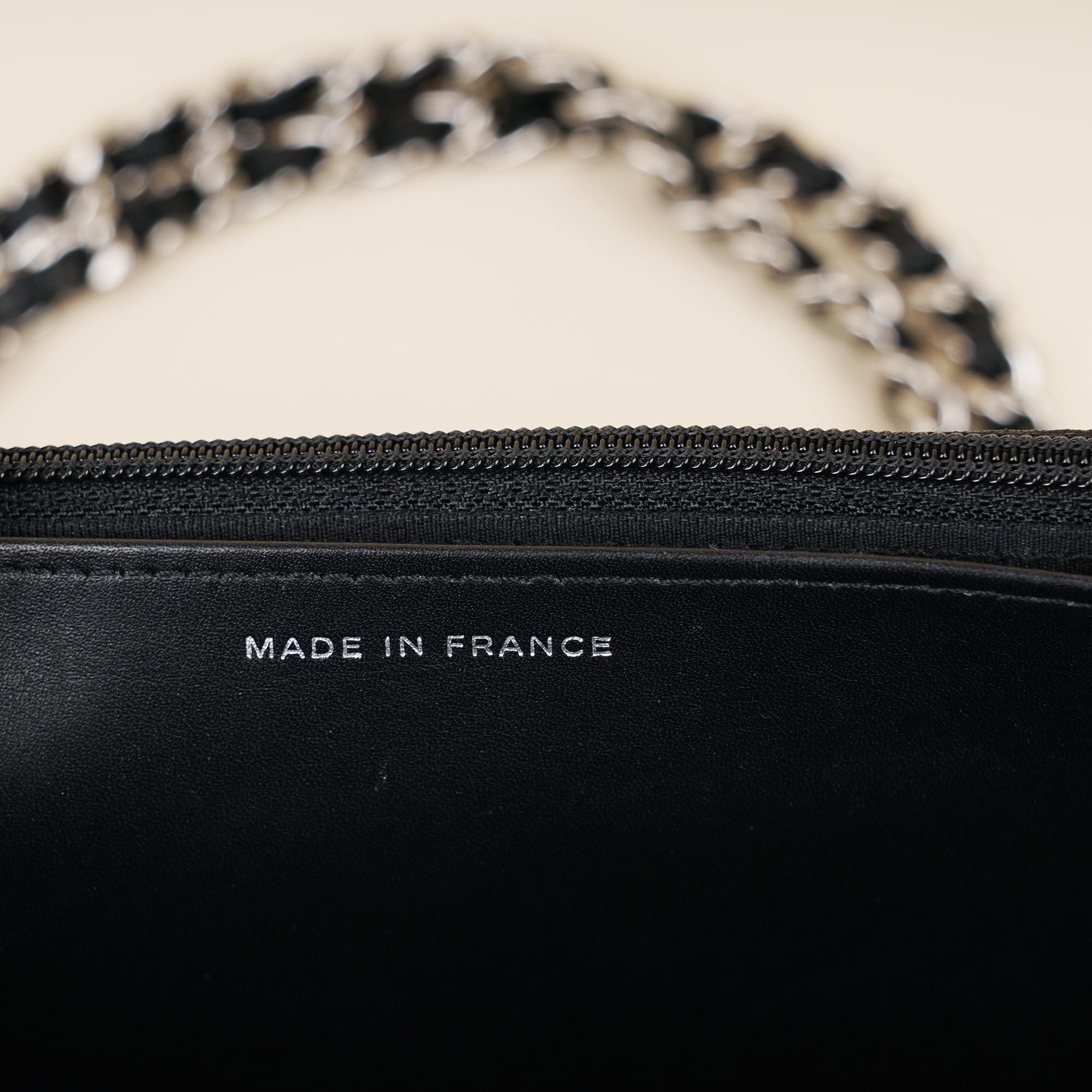 Wallet On Chain - CHANEL - Affordable Luxury image