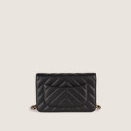 Wallet on Chain Chevron - CHANEL - Affordable Luxury thumbnail image