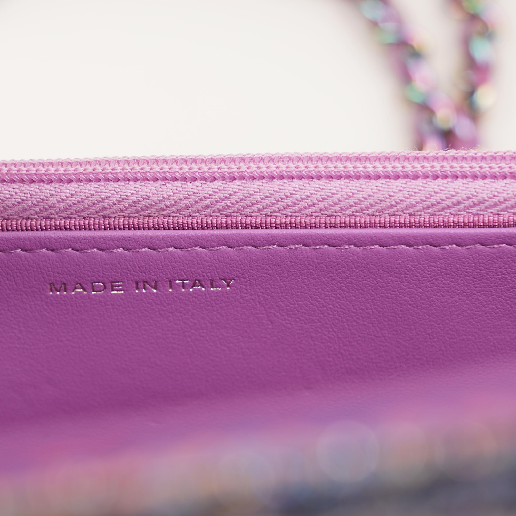 Wallet on Chain Shoulder Bag - CHANEL - Affordable Luxury image