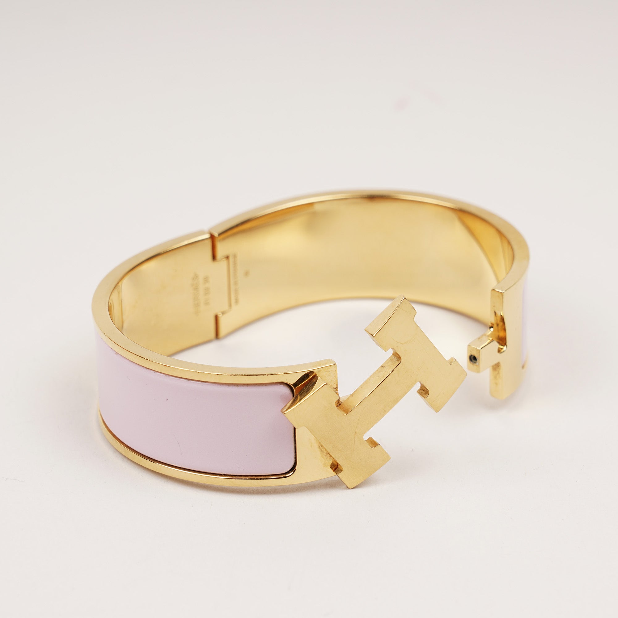 Wide Clic Clac H Bracelet - HERMÈS - Affordable Luxury image