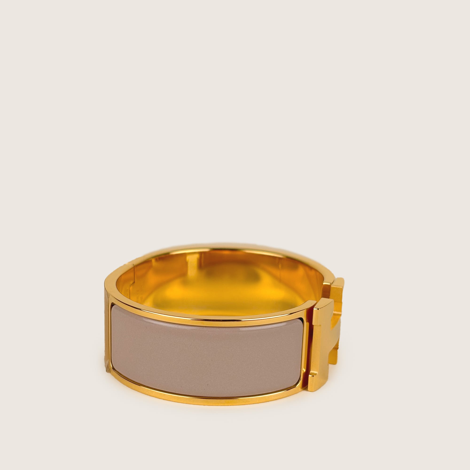 Wide Clic H Bracelet - HERMÈS - Affordable Luxury image