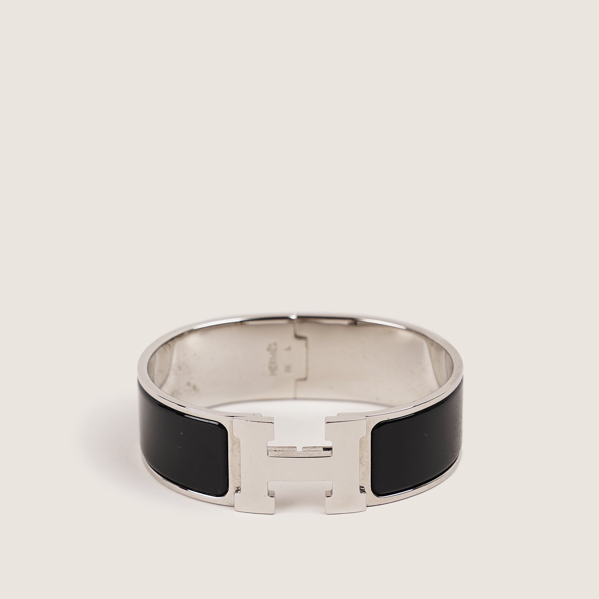 Wide Clic H Bracelet GM - HERMÈS - Affordable Luxury