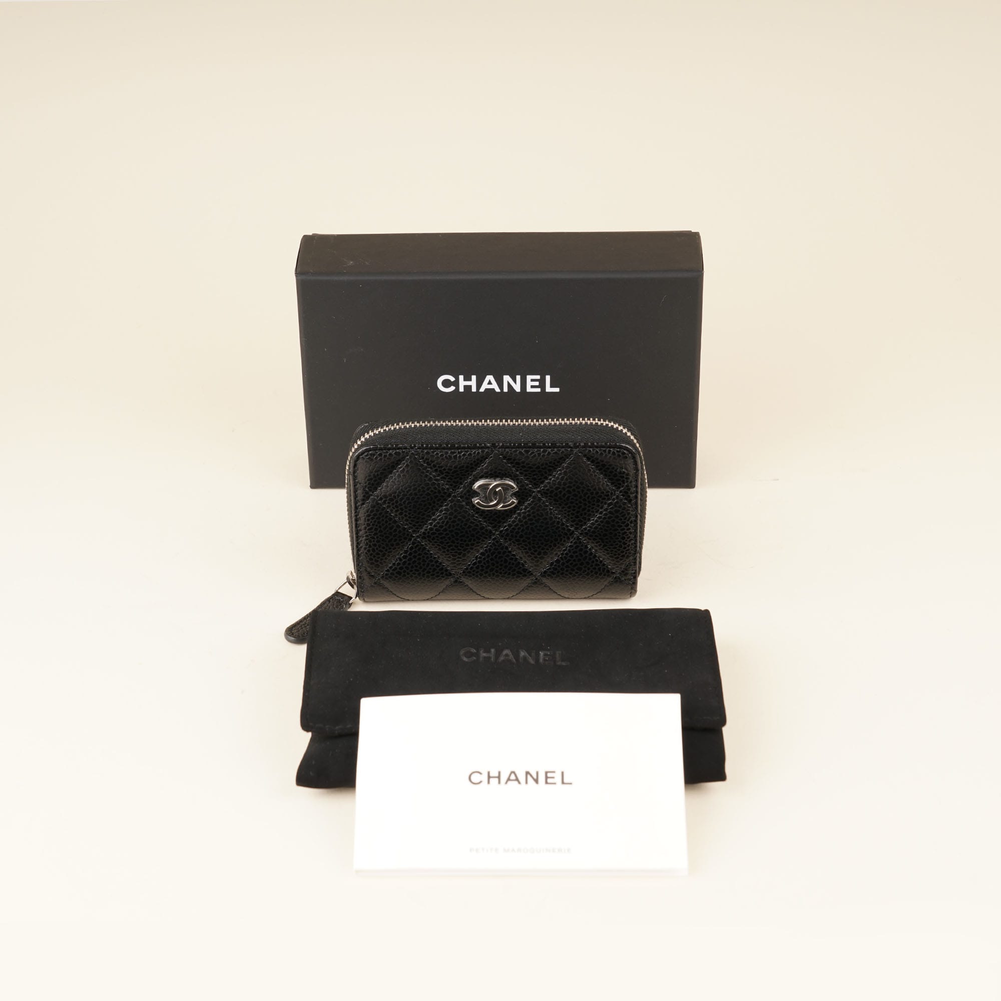 Zipped Coin Purse - CHANEL - Affordable Luxury image