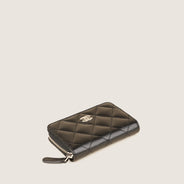 Zipped Coin Purse - CHANEL - Affordable Luxury thumbnail image