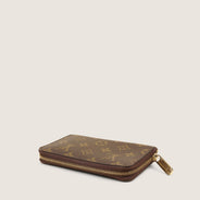 Zippy Compact Wallet - LOUIS VUITTON - Affordable Luxury thumbnail image