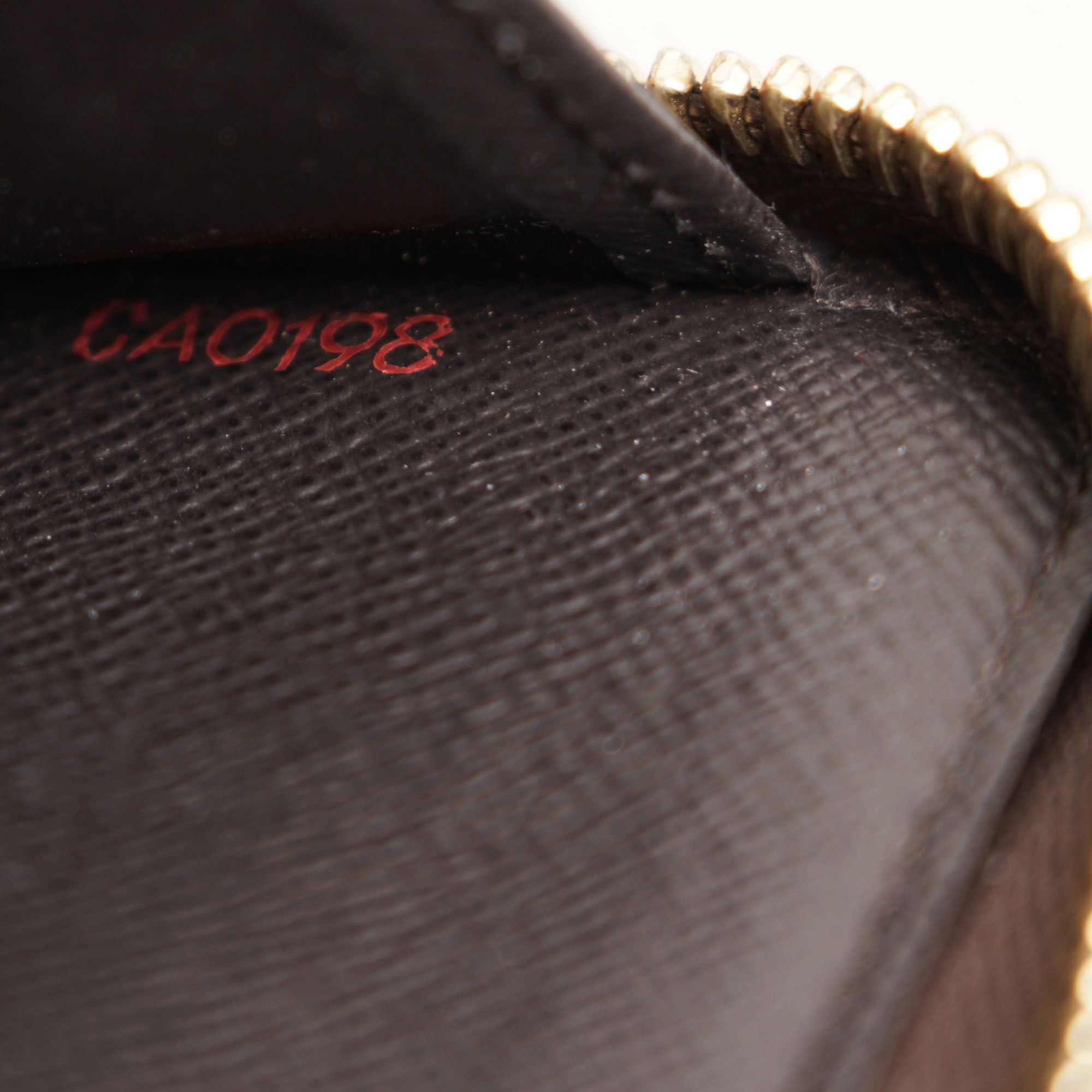 Zippy Organizer Wallet - LOUIS VUITTON - Affordable Luxury image