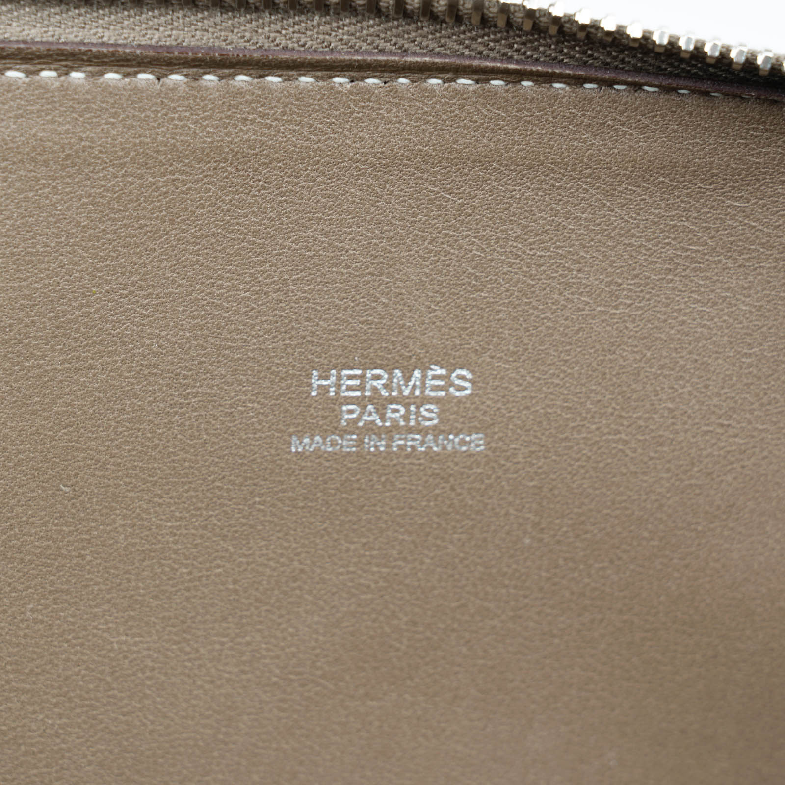 Bolide 35 Handbag - HERMÈS - Affordable Luxury image
