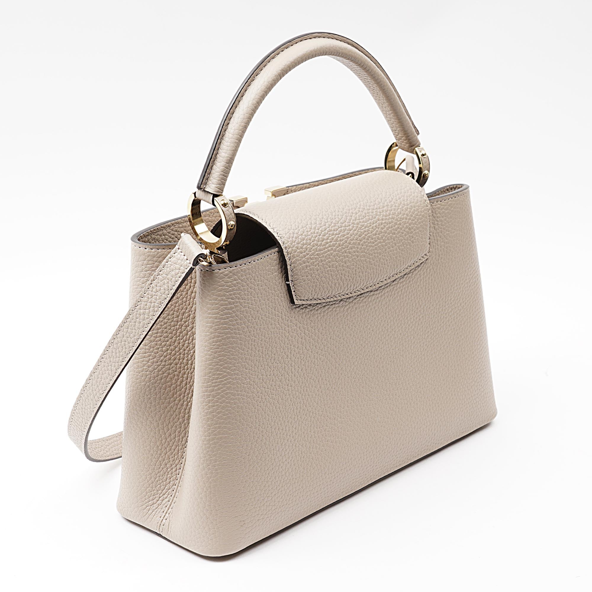 Capucines MM Handbag - LOUIS VUITTON - Affordable Luxury image