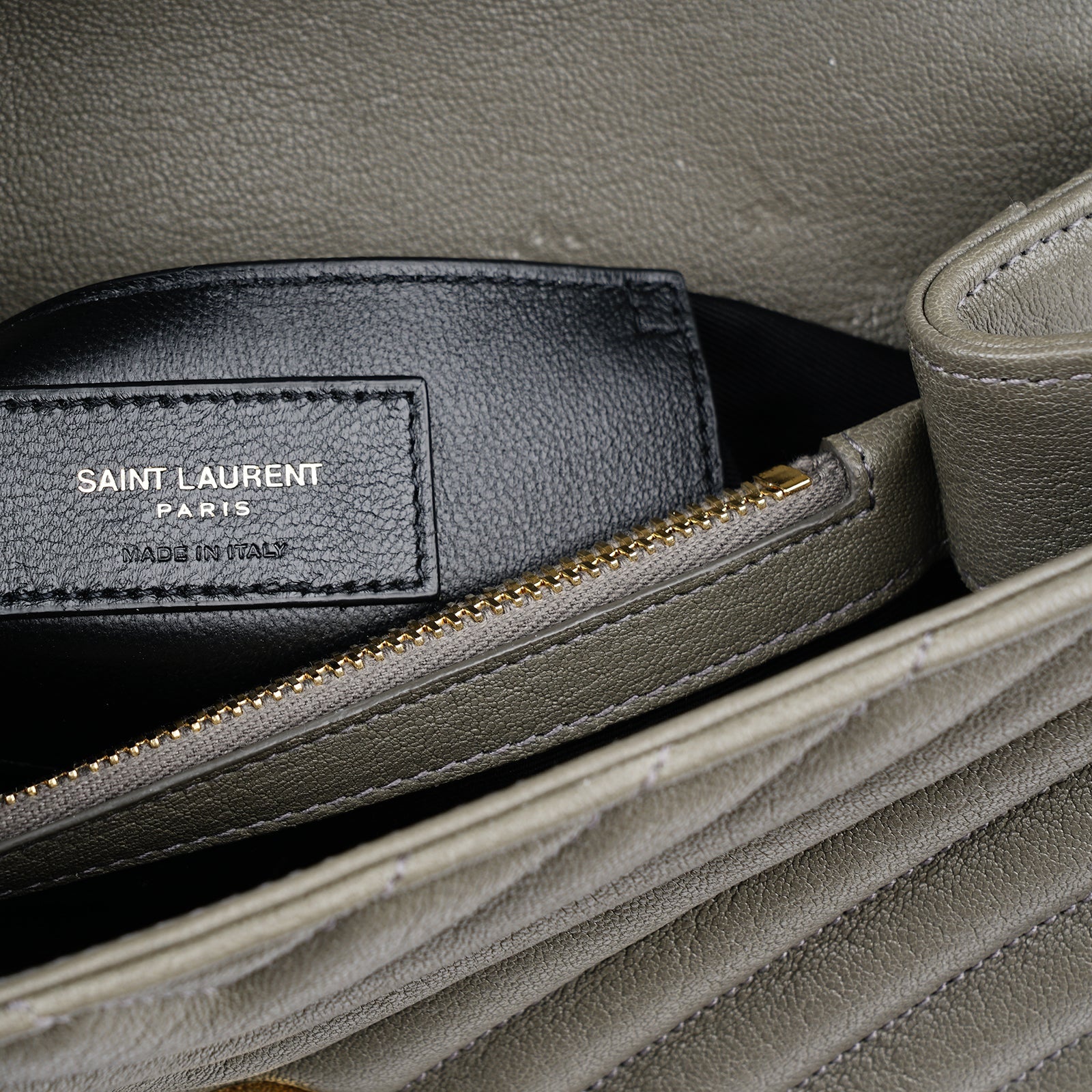 College Medium Shoulder Bag - SAINT LAURENT - Affordable Luxury image