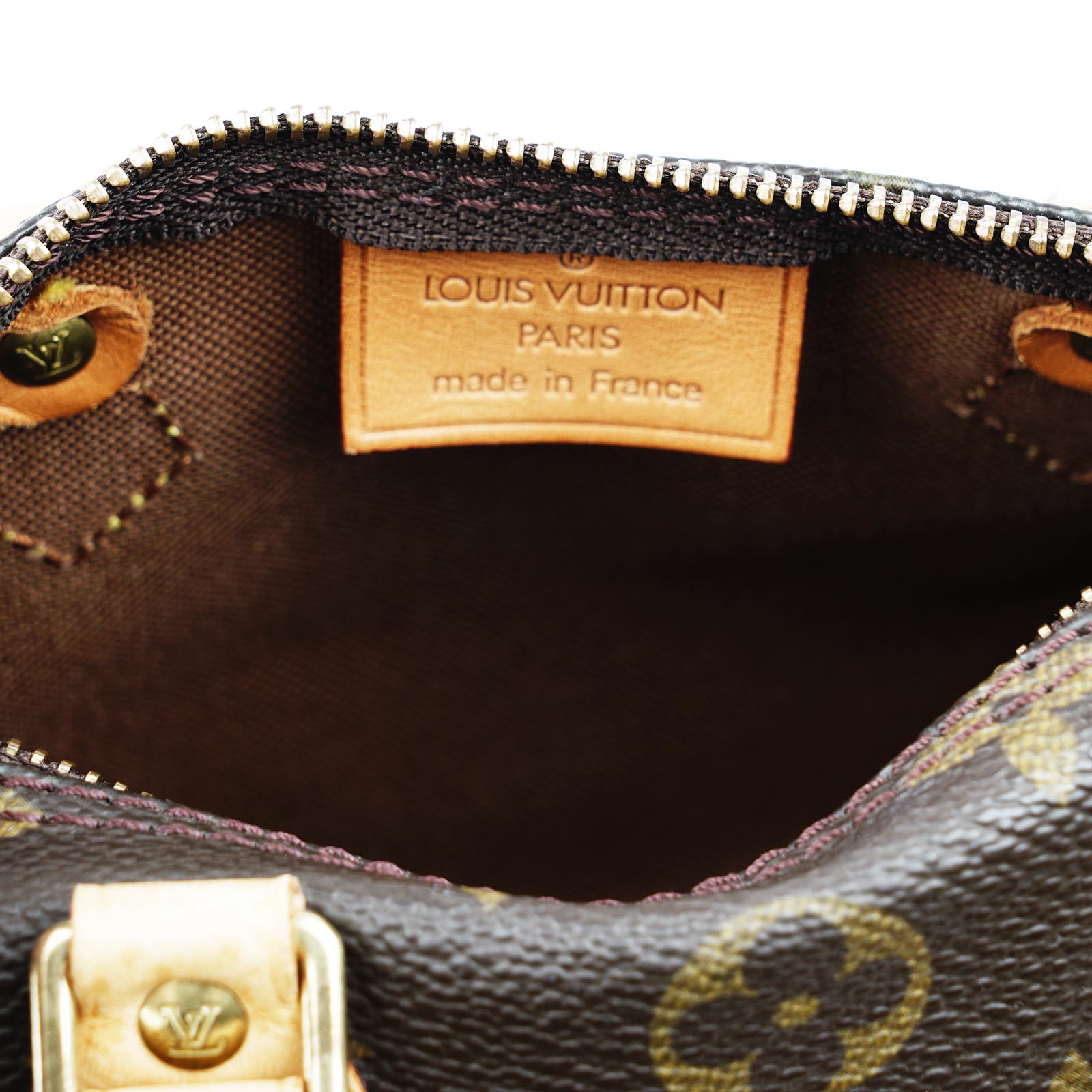 Speedy Nano Handbag - LOUIS VUITTON - Affordable Luxury image