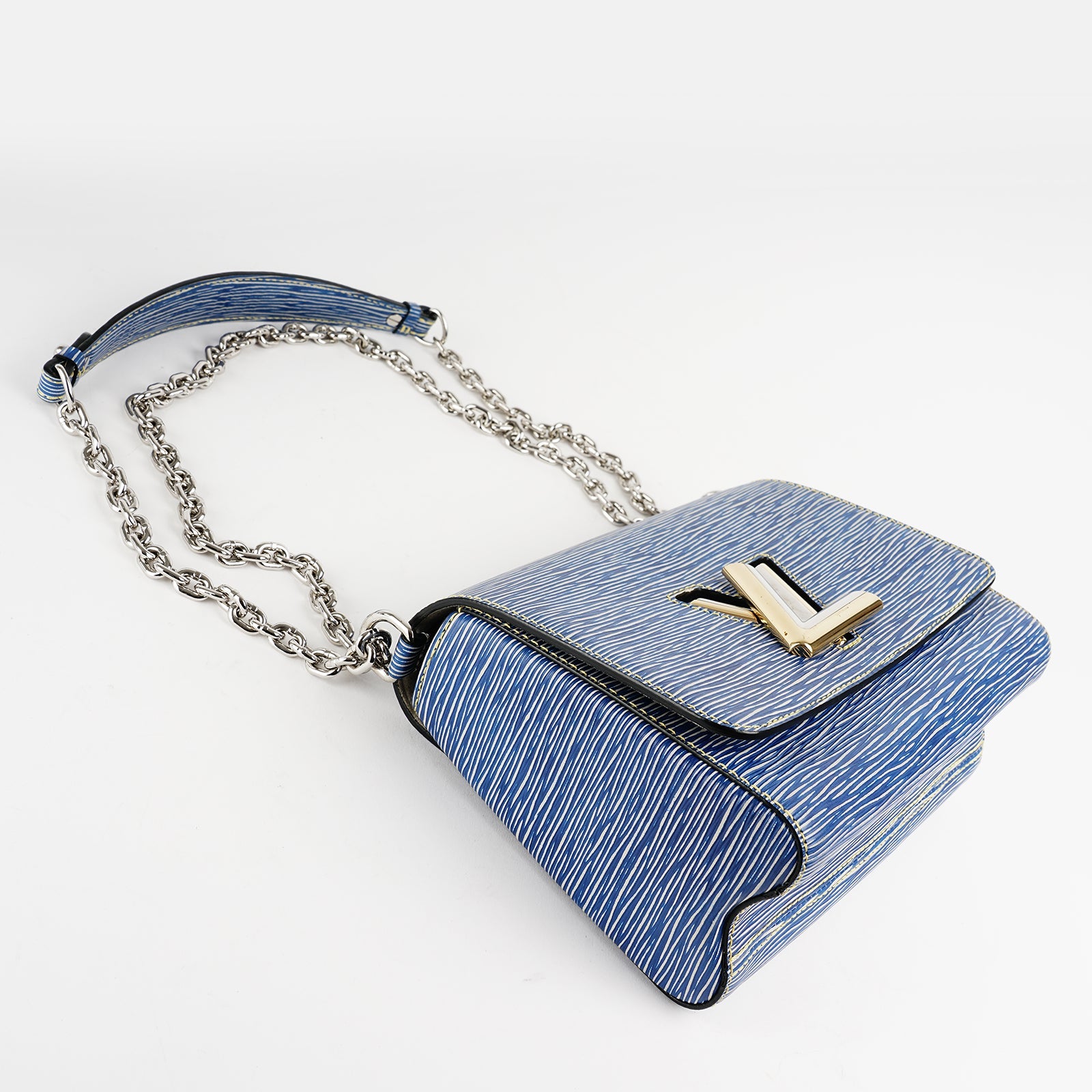 Twist MM Shoulder Bag - LOUIS VUITTON - Affordable Luxury image